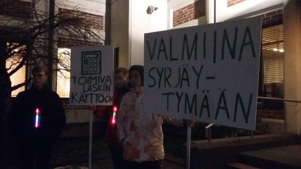 "toimiva laskin käyttöön"