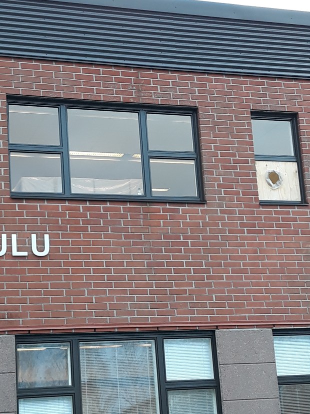 Järnefeltin yläkoulun keskisiipi